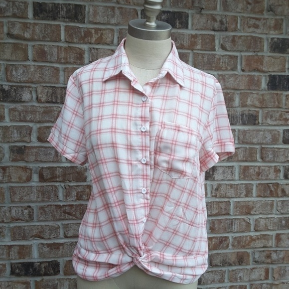 NWT Paper Crane Front Twist Checkered Top M - Picture 1 of 6